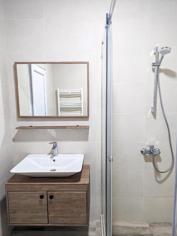 Brand New Apartment In Кутаиси Екстериор снимка
