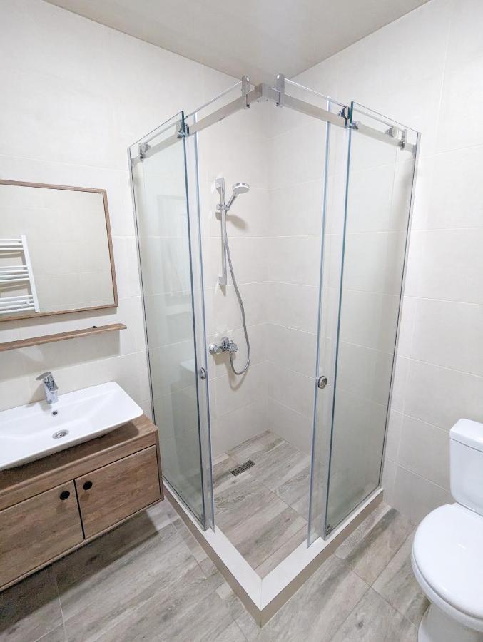 Brand New Apartment In Кутаиси Екстериор снимка