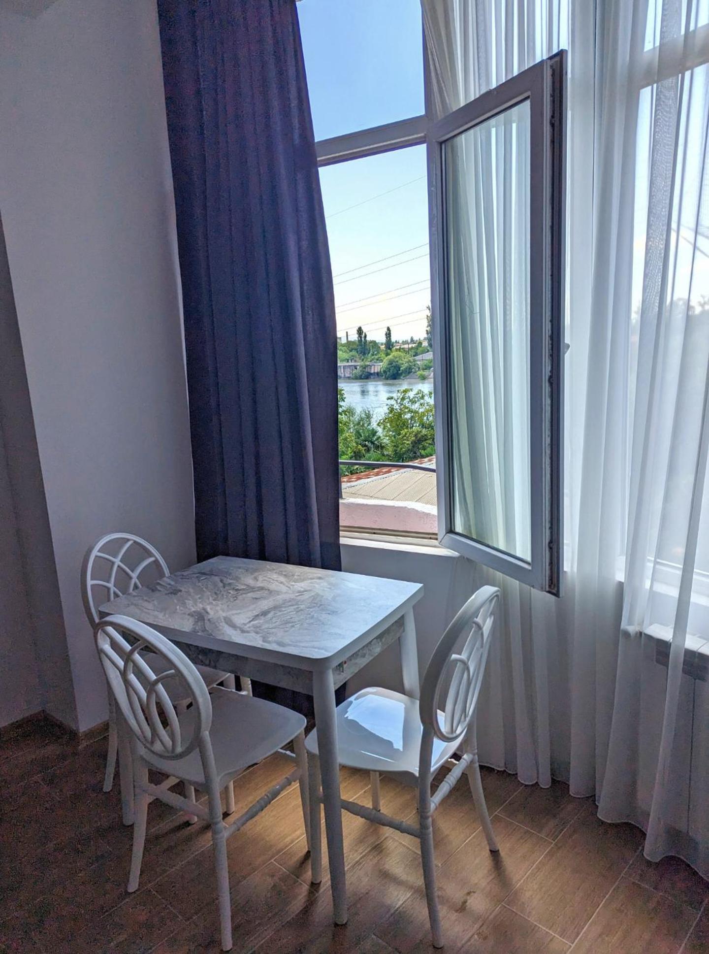 Brand New Apartment In Кутаиси Екстериор снимка