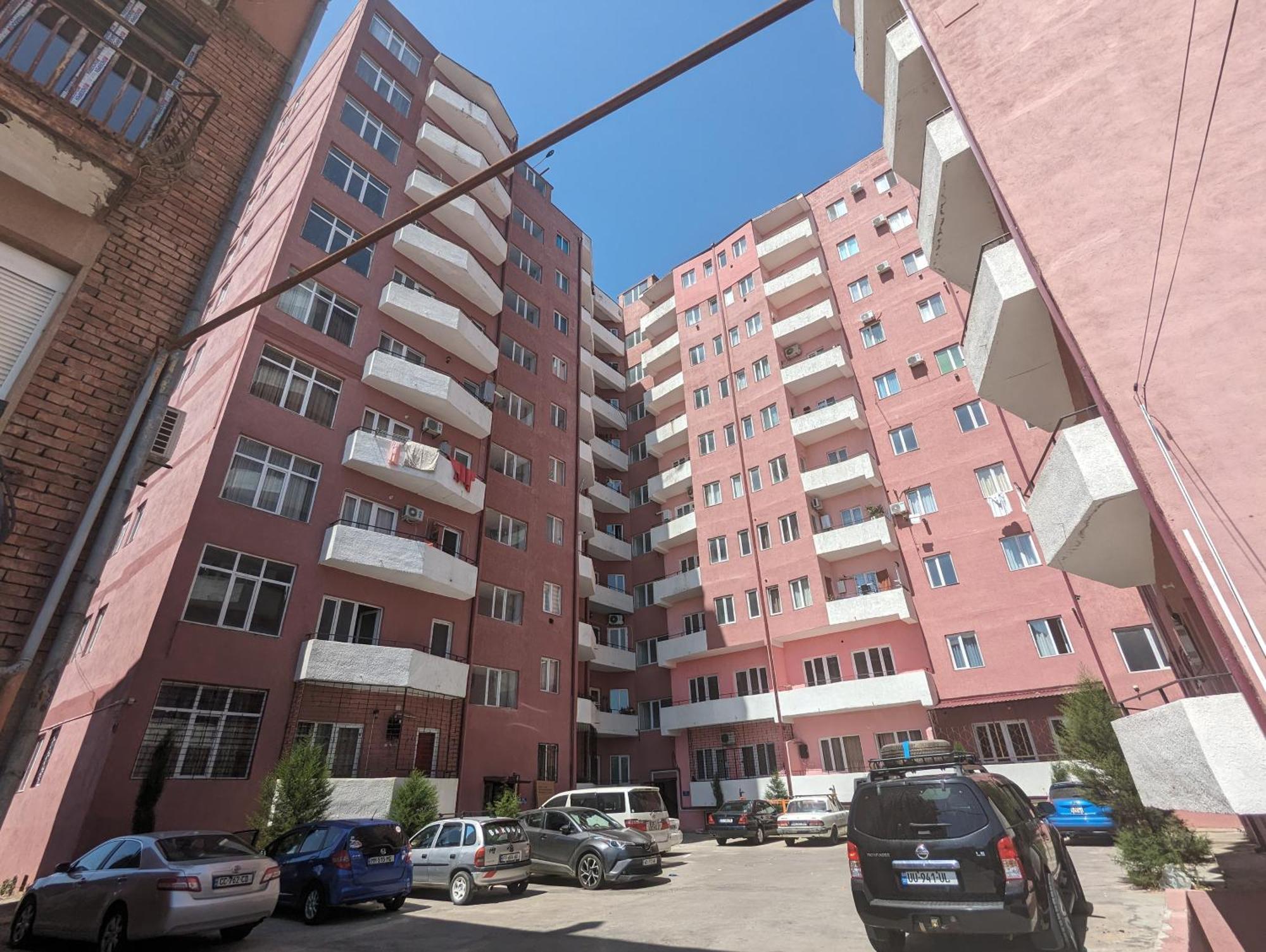 Brand New Apartment In Кутаиси Екстериор снимка